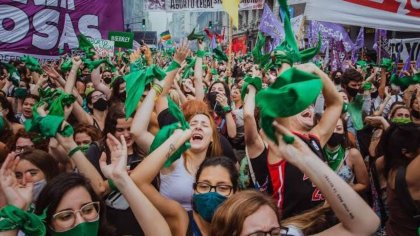 Sabemos que tenemos la fuerza y mucho para decir, a la violencia machista la vamos a combatir. Sabemos que tenemos la fuerza y mucho para decir, a la violencia machista la vamos a combatir.